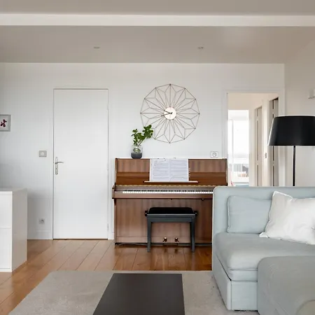 Veeve - Ten-storey Couture Apartment